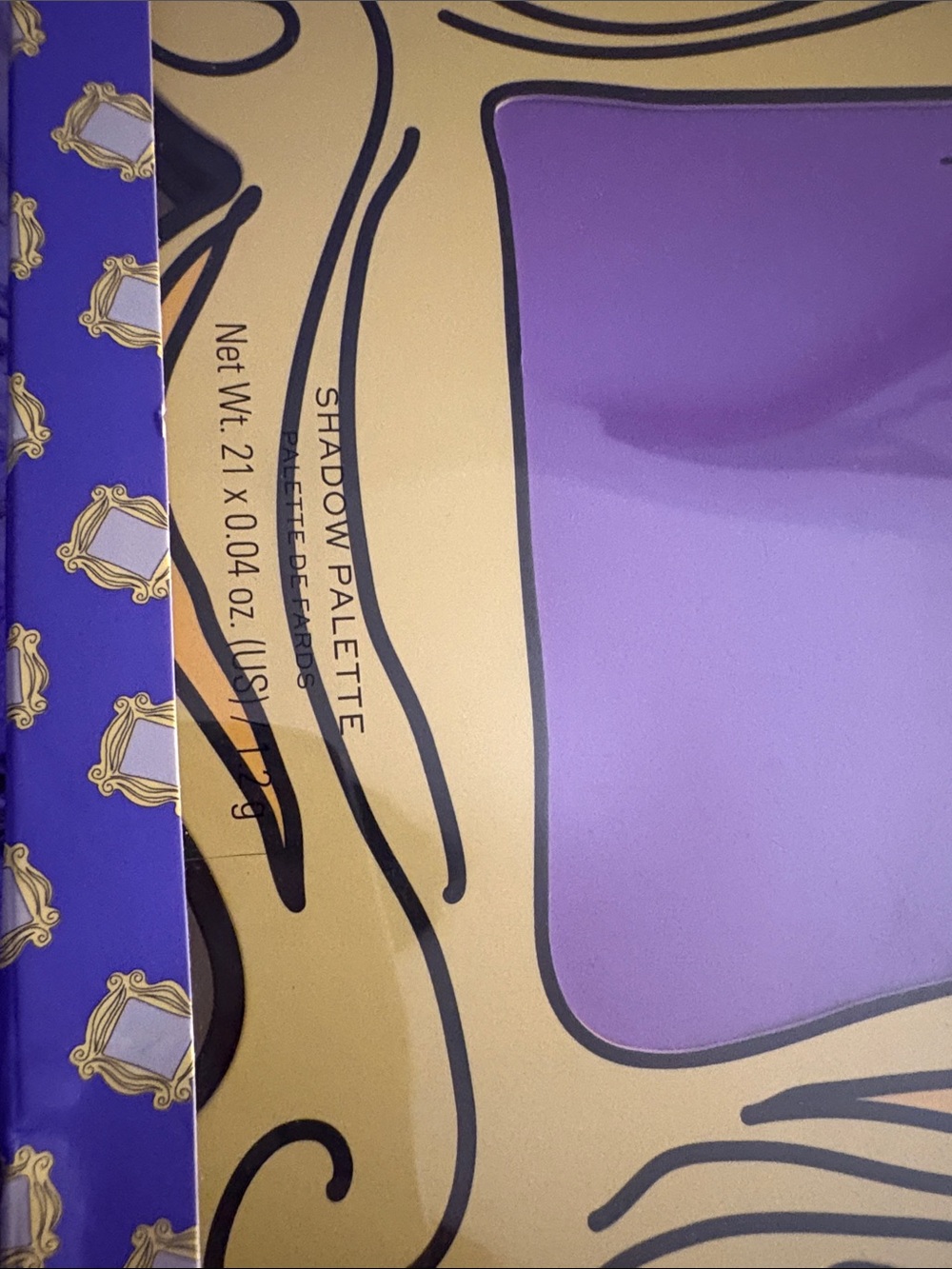 Friends x Revolution Makeup Eyeshadow Palette Series Large Brand New in Box - Picture 4 of 4